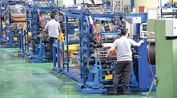 فشار نرخ بهره بالا بر بخش تولید، چالشی برای رشد اقتصادی